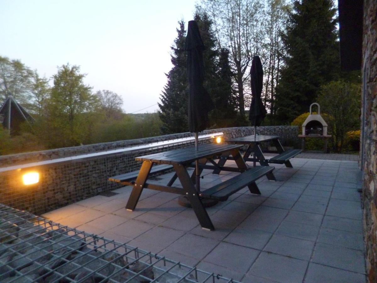 Sixine House Villa Ovifat Exteriör bild